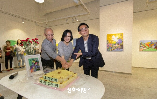 news26-1.gif news26-1.gif